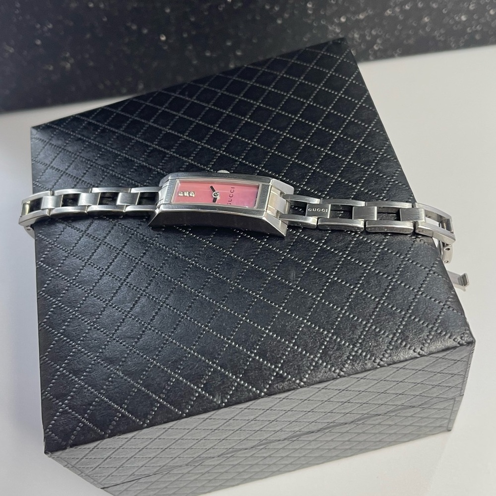 Gucci 3P Diamond 110 Pink Abalone Dial